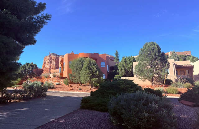 HOUSE-VILLAGE OF OAK CREEK Gallery 3