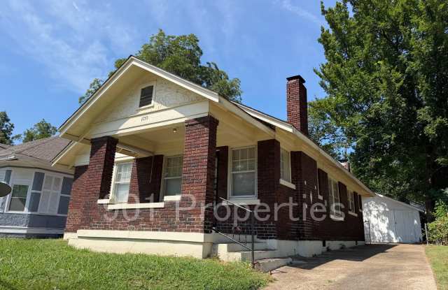 1055 South Cox Street Gallery 2