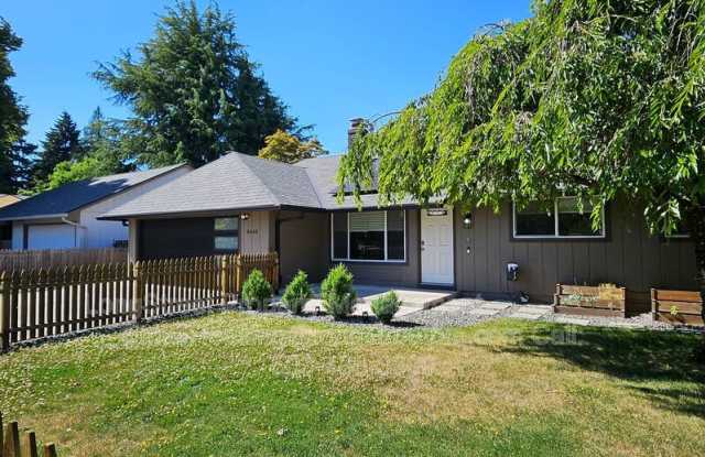 8645 SW Avery St photos photos