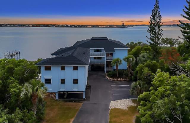 4403 7TH STREET E photos photos