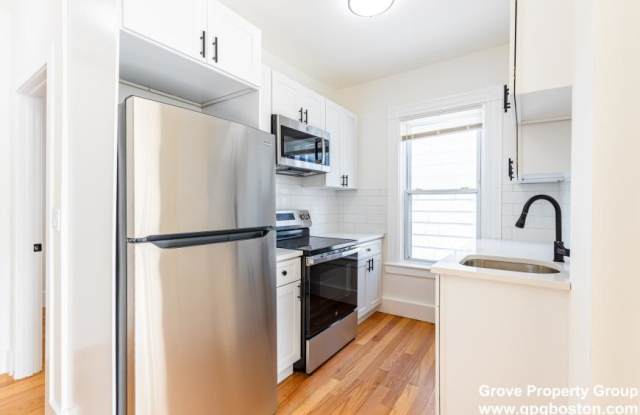 633 East 6th St. photos photos