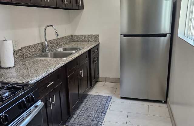 6043 Romaine Street photos photos