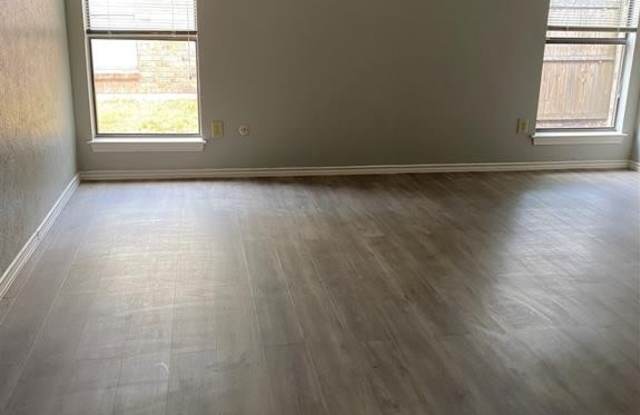 3800 Mahonia Court Gallery 4