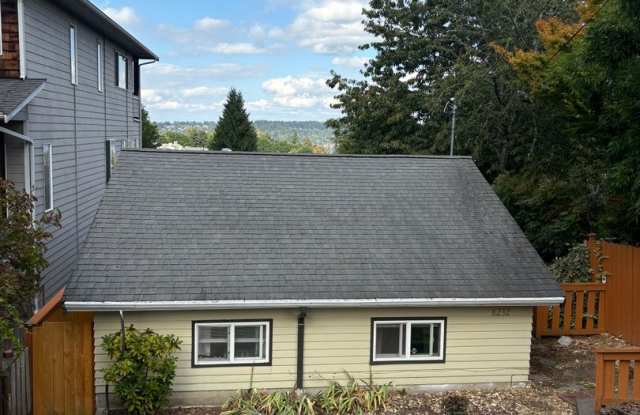 Beautiful 2-bedroom view property in Bryn Mawr ! Gallery 3