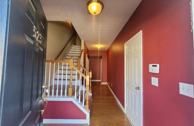 523 Lantern Wood Drive Gallery 4