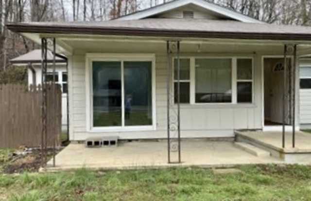 04 Brinwood Drive Gallery 1