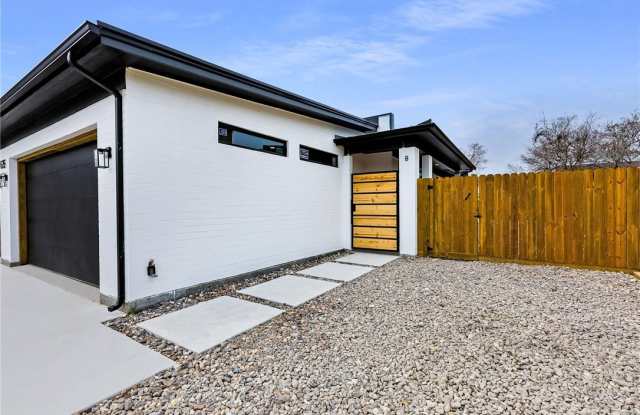 626 Glazebrook Street unit: B photos photos