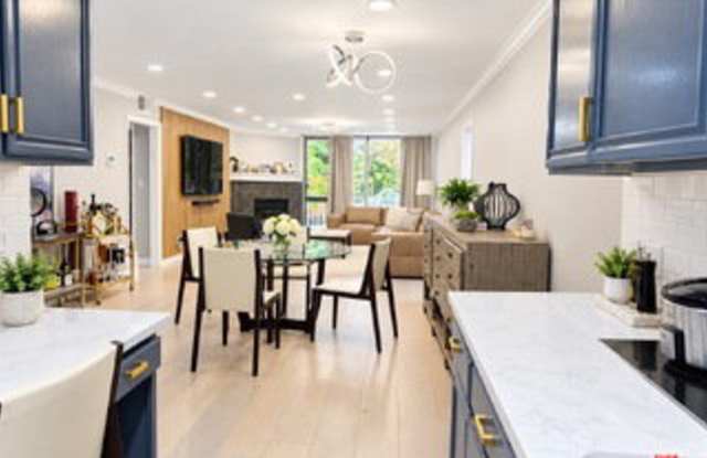 1854 South Beverly Glen Boulevard Gallery 4