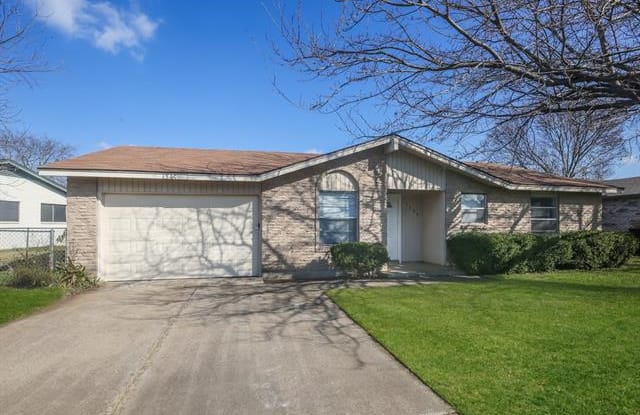 1546 Willowbrook Street - 1546 Willowbrook Street, Lancaster, TX 75134
