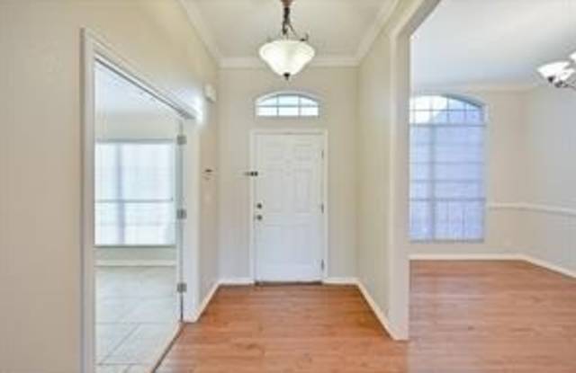 7308 Heritage Oaks Court Gallery 4