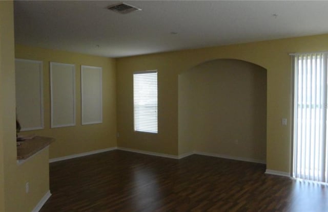 1303 BROKEN OAK DRIVE Gallery 2
