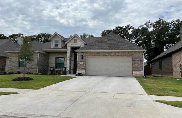 205 Gardenia Drive - 205 Gardenia Dr, Azle, TX 76020 205 Gardenia Drive - 205 Gardenia Dr, Azle, TX 76020