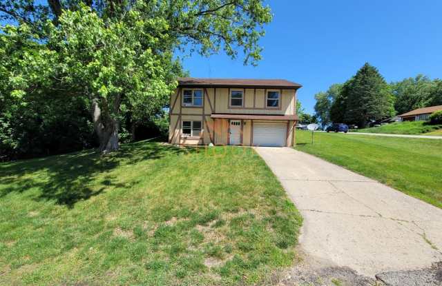 3BR/2BA BI-LEVEL ON LAFAYETTE'S SOUTH SIDE Gallery 3
