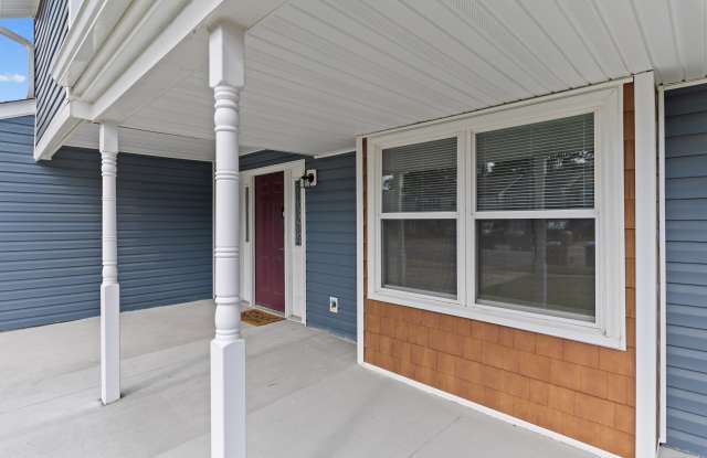 871 Riverbend Road Gallery 3