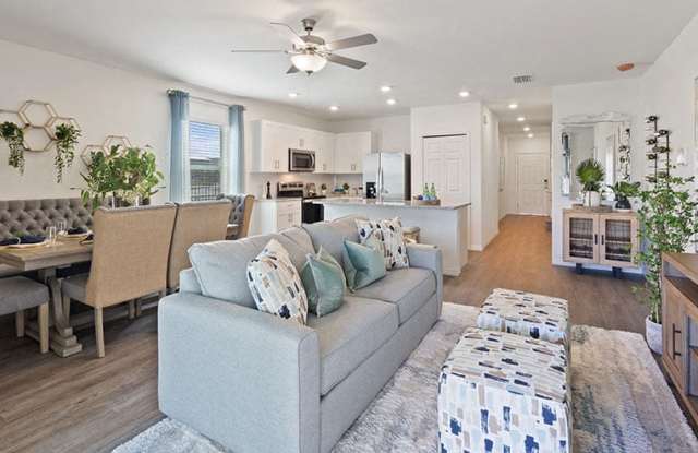 Soluna Townhomes Gallery 2