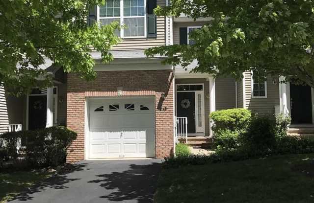 49 TRUMAN Avenue photos photos
