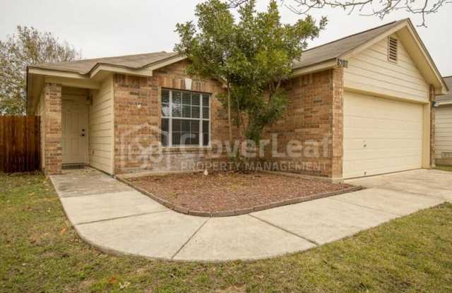 8907 Laguna Fls - 8907 Laguna Falls, San Antonio, TX 78251
