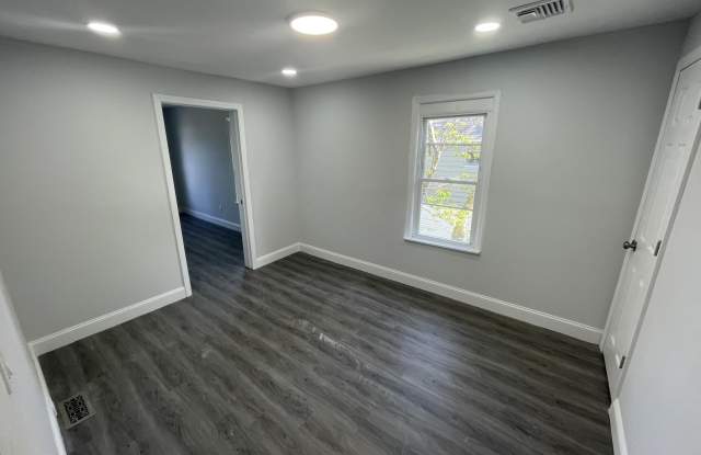 413 Ridge Avenue Gallery 2