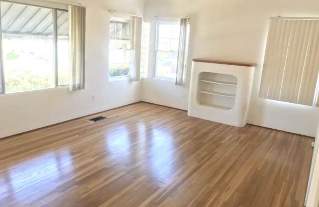 4531 56th St. Gallery 3