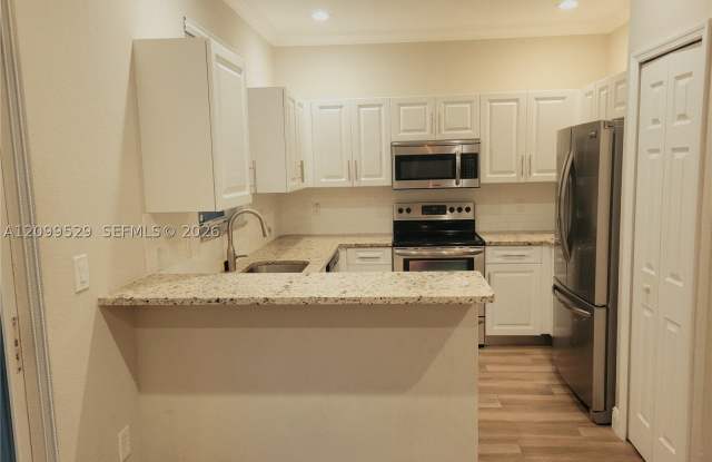 12354 SW 124th Path Gallery 3