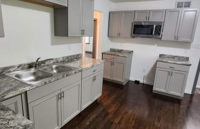 4313 N 54th St - 4313 North 54th Street, Milwaukee, WI 53216