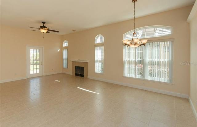 7044 SOMERTON BOULEVARD Gallery 3