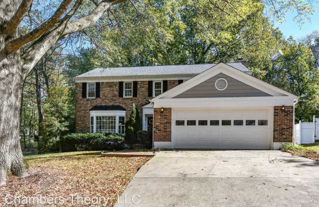 9346 Tovito Dr - 9346 Tovito Drive, Mantua, VA 22031