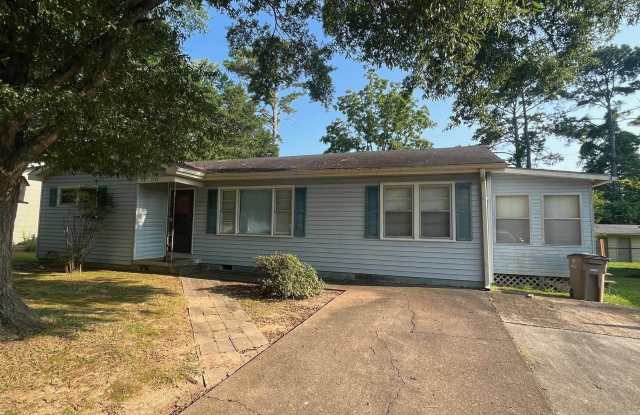 2230 11th Street SE photos photos