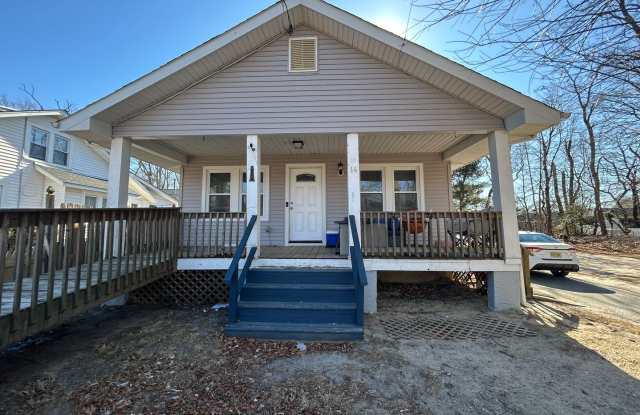Charming 4-Bedroom 2-Bathroom Home in Neptune, NJ photos photos