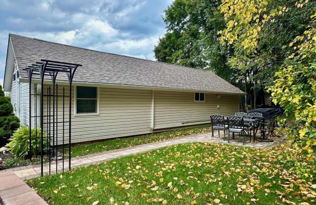 38 Glenmere Avenue Gallery 2