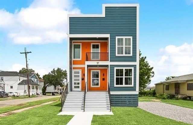 2303 ABUNDANCE Street photos photos