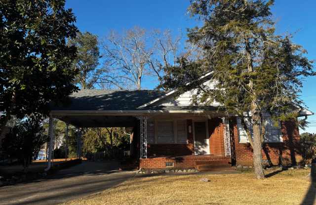 Historic Home in Downtown Bath photos photos