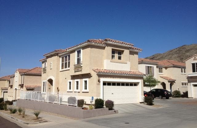 230 West Mountain Sage Drive - 230 West Mountain Sage Drive, Phoenix, AZ 85045