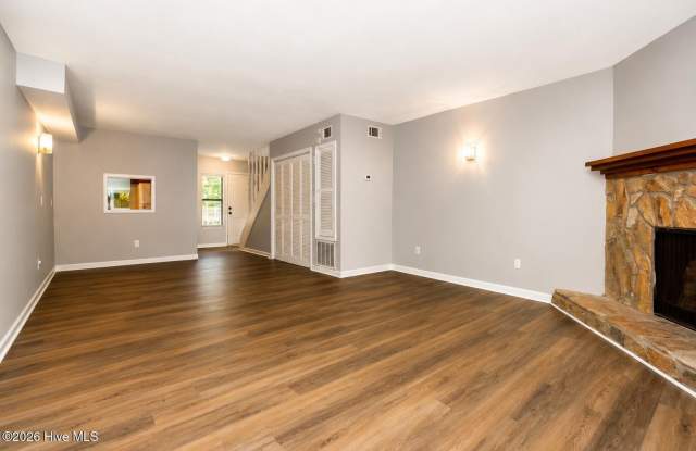 465 Forest Hills Drive Gallery 4