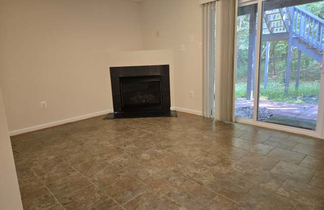 6822 Sanctuary Court Gallery 4