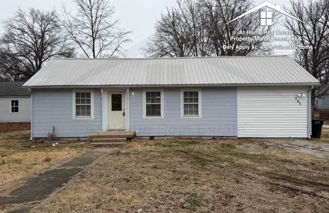 703 West 7th Street House photos photos