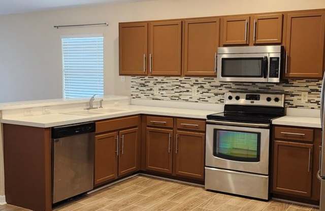 Great 3 bedroom 2 bath home. Gallery 4