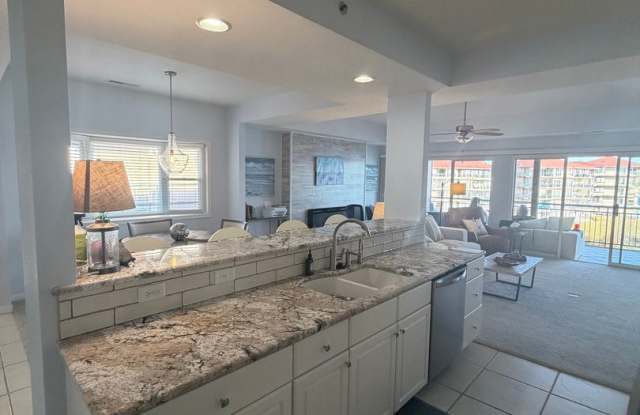 372 Palisades Condo Drive Unit 372 4A Gallery 3