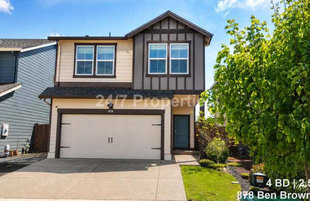 Modern 4 BD | 2.5 BA Home in Woodburn photos photos