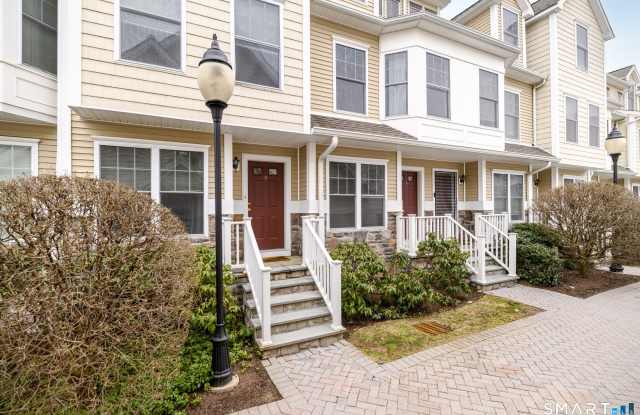 85 Camp Avenue photos photos