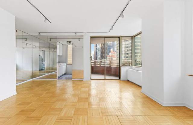236 East 47th Street Gallery 3