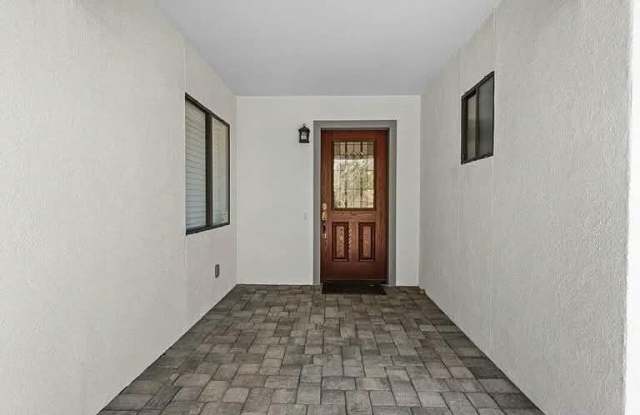 2260 S Elizabeth Ann Drive Gallery 2