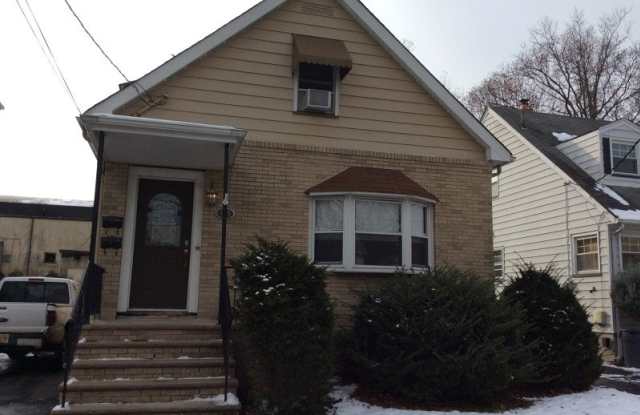 109 Scoles Ave photos photos