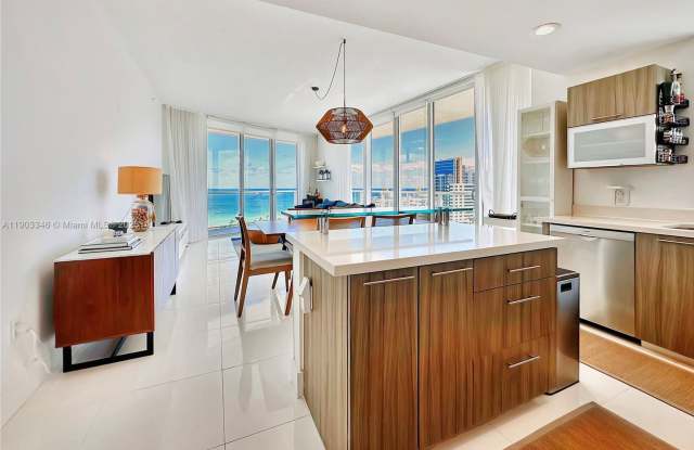 6700 Indian Creek Drive PH2, Miami Beach, FL 33141 Gallery 4