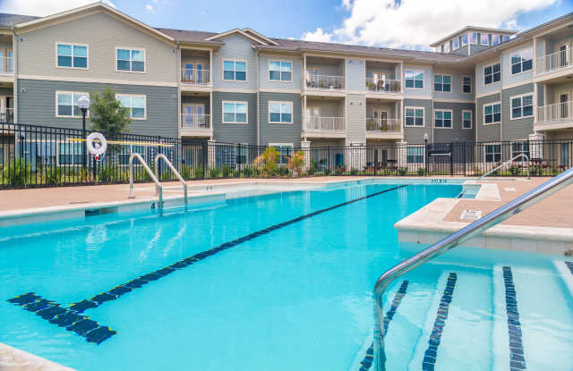 The Villages at Ben White - Senior Housing Gallery 3