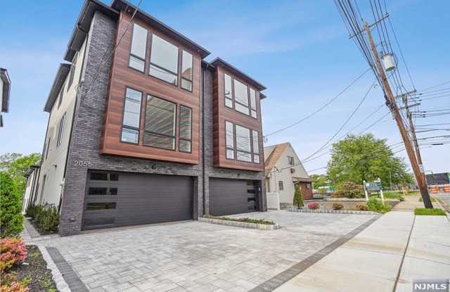 2057 Fletcher Avenue Gallery 2