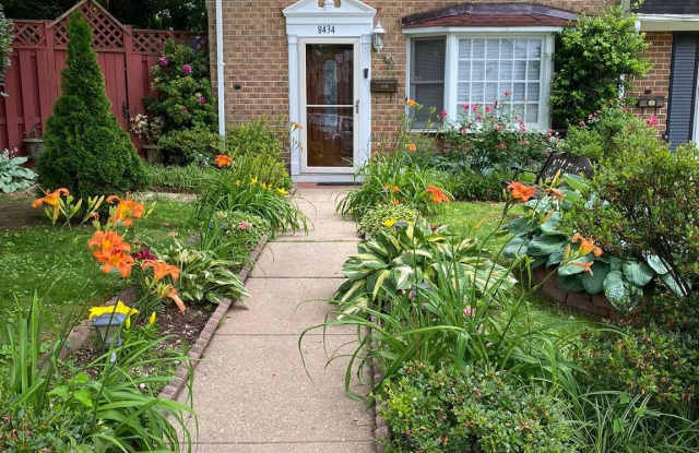 8434 TOWNE CREST Court photos photos