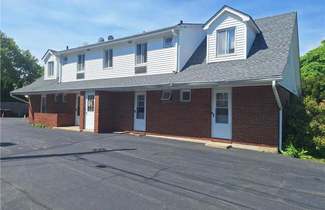 36 S Middletown Road - 36 South Middletown Road, Pearl River, NY 10965