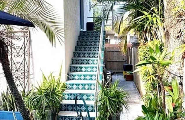 1 Bedroom 1 Bathroom ADU in Old Northwood Gallery 3