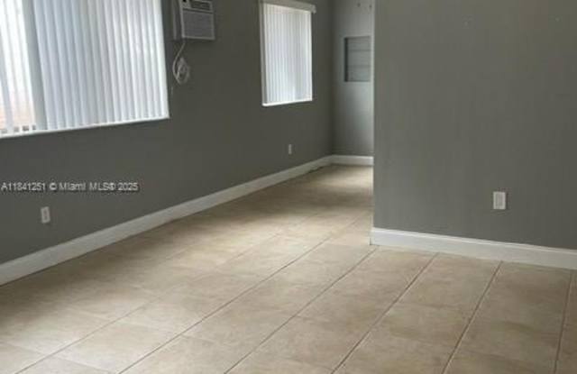 7720 Harding Ave photos photos